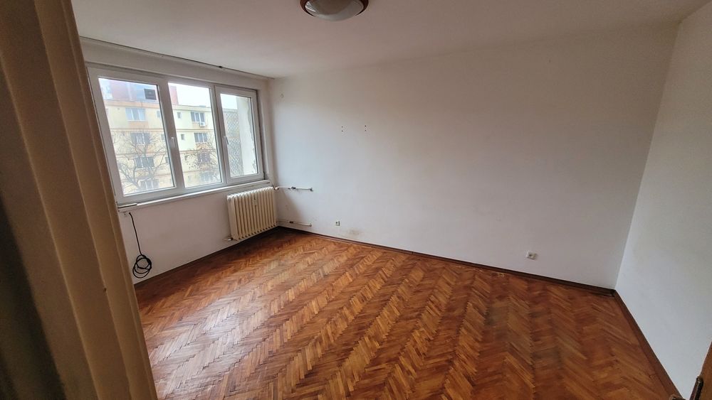 Apartament Birou Spatiu NEMOBILAT de inchiriat 2 camere Brazda