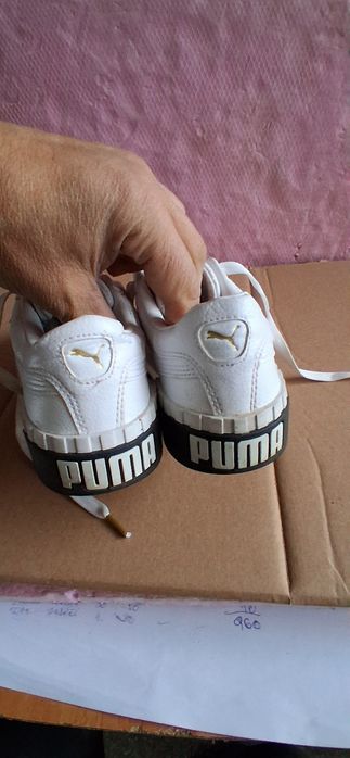 Adidasi din piele Puma mărimea 39