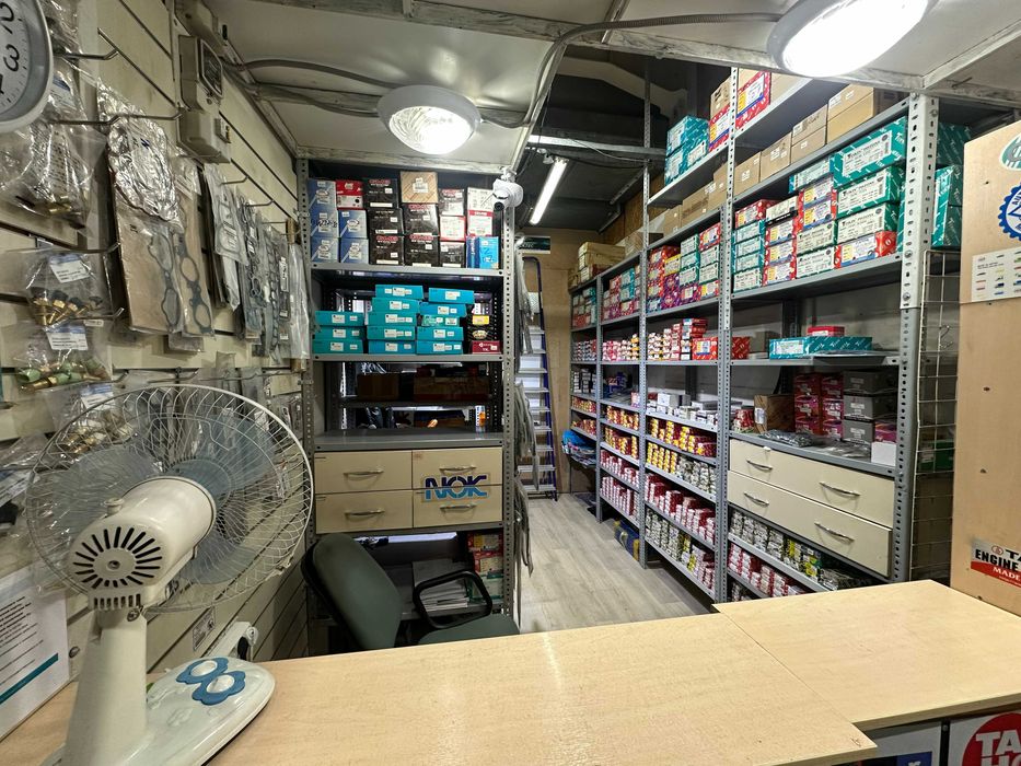 Продам бутик в ТЦ (Торговом Центре)