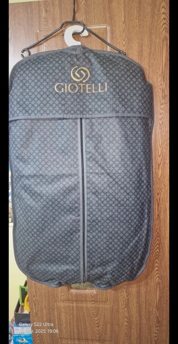 Costum Gioteli si 1 camasa Zara Man