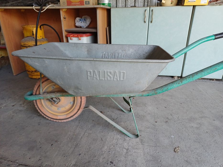 Продам 2 тележки в рабочем состоянии