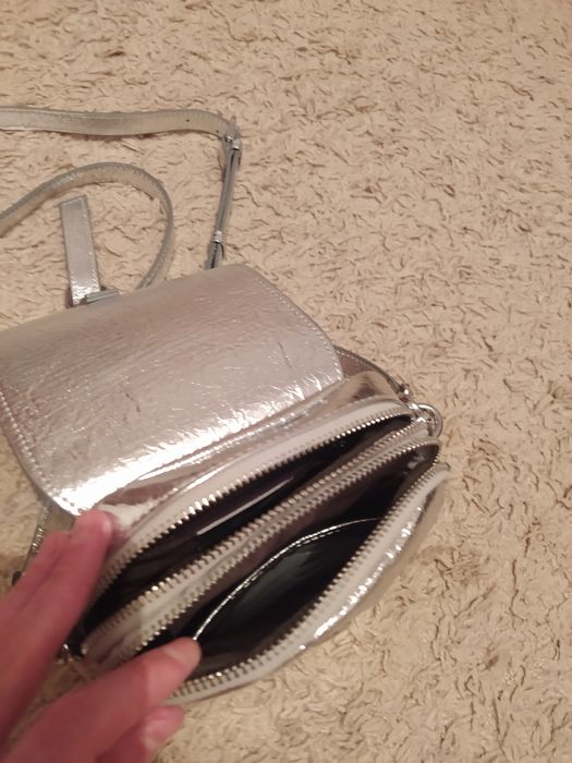 Продам сумочку из натуральной кожи