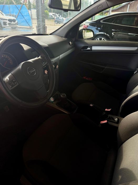 Opel Astra H 1.3