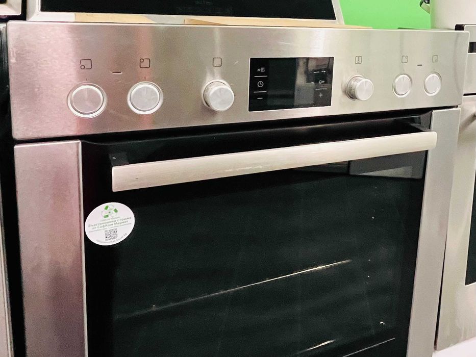 Комплект за вграждане: Фурна Bosch HEG73B450 с индукционен плот