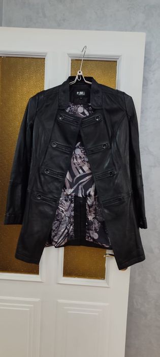 Верхняя одежда размер 42-44