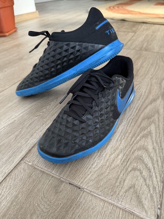 Ghete fotbal nike tiempo