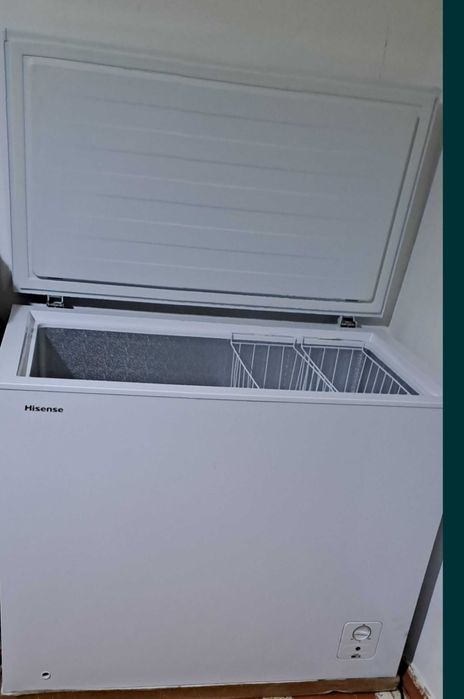 Hisense морозильник