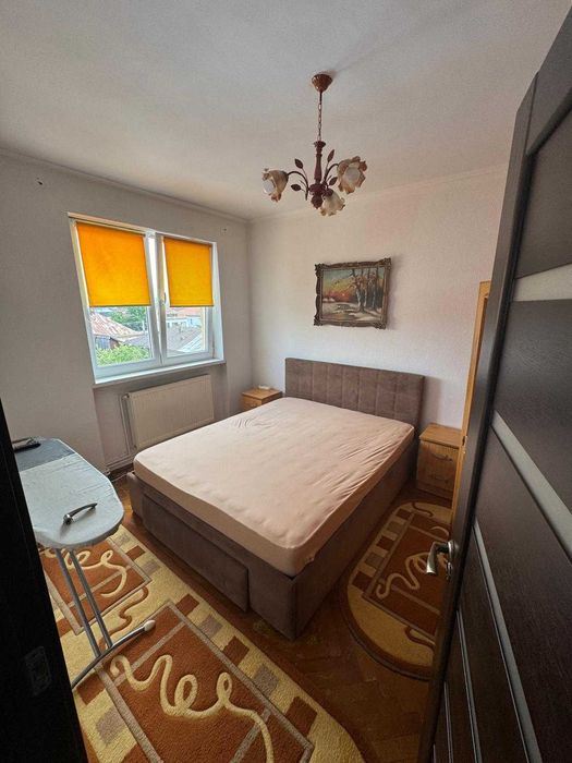 Inchiriez apartament