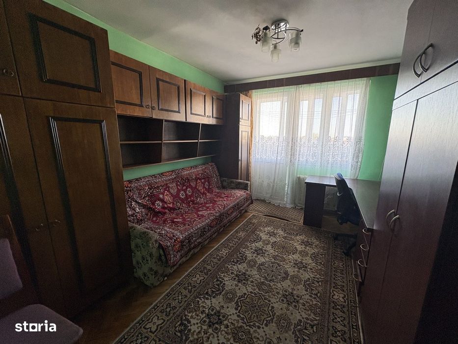 Apartament trei camere ,str Lapusului ,Iosia