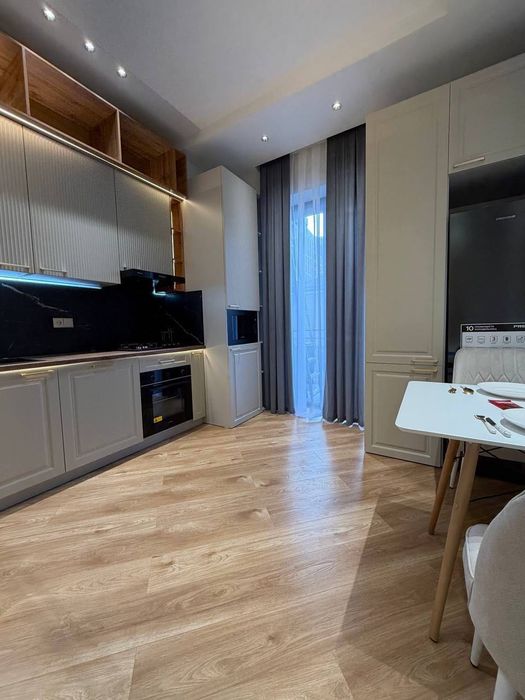 Максим Горький 3/2/10 МЕТРО БУЙЮК ИПАК ЙЮЛИ 5 мин Квартира Новостройка