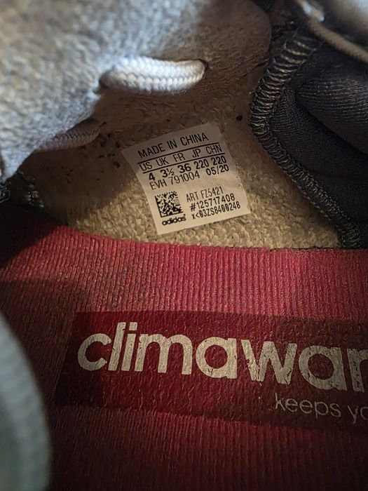 Дамски маратонки Adidas Yeezy Boost 350