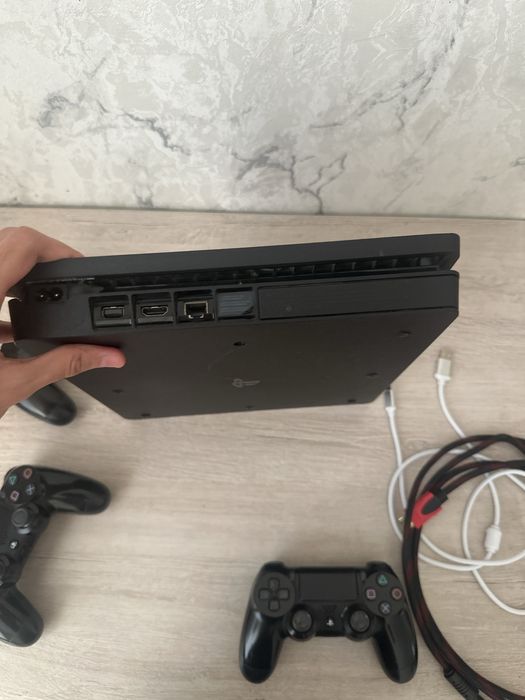 Playstation 4 fat