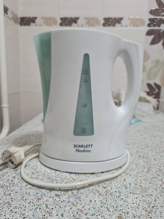 Электочайник Scarlett