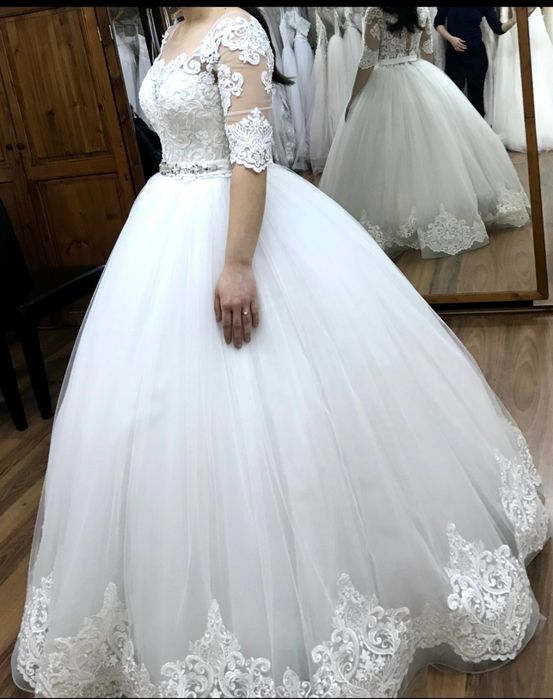 Donez rochie de mireasă