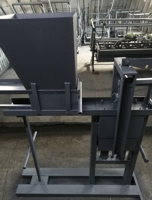 Станки для пескоблока Станок для шлакоблока