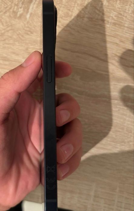 Айфон 13 Без царапин