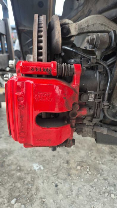 Спирачни апарати  за  Мерцедес  AMG  Е213