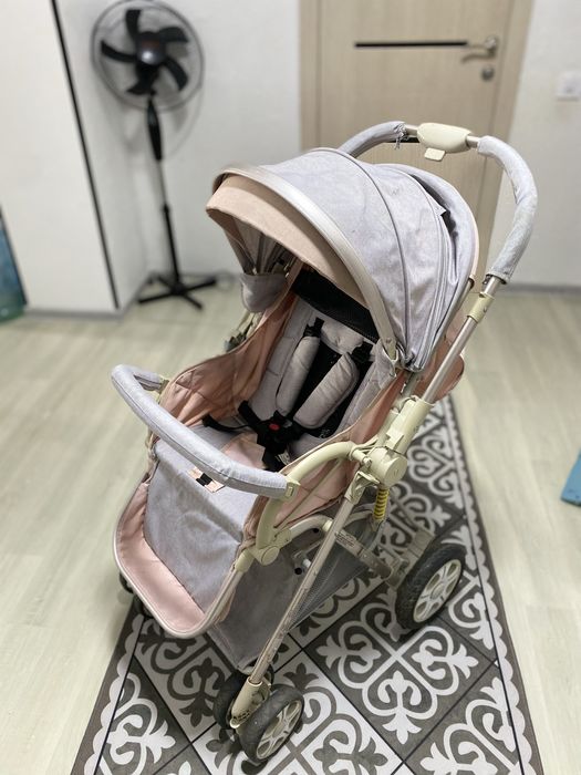 Продам коляску фирмы Coballe