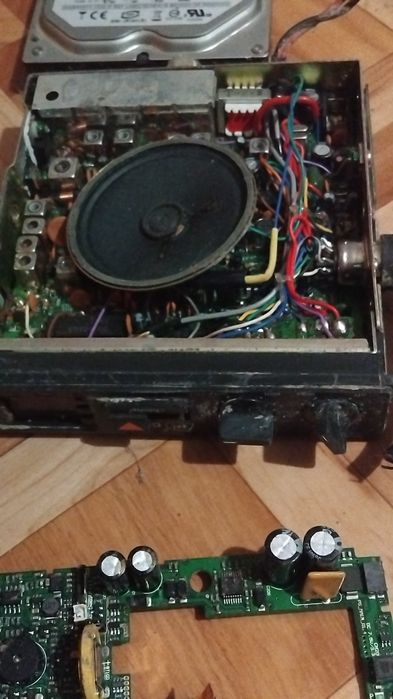 продават се електроника скрап