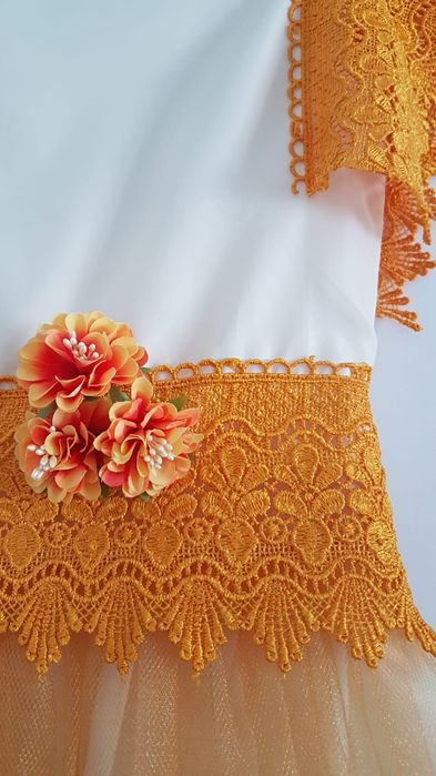 Продам платье для девочки