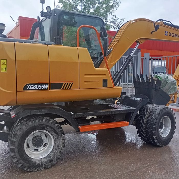 колёсныйЭКСКАВАТОР 85талик