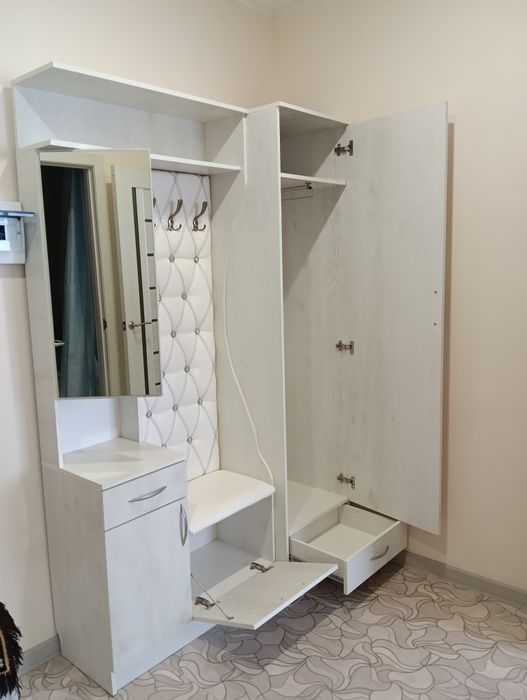 Мебель для прихожей