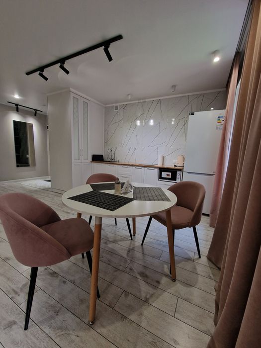 Сдаю Супер Люкс посуточно район Императора