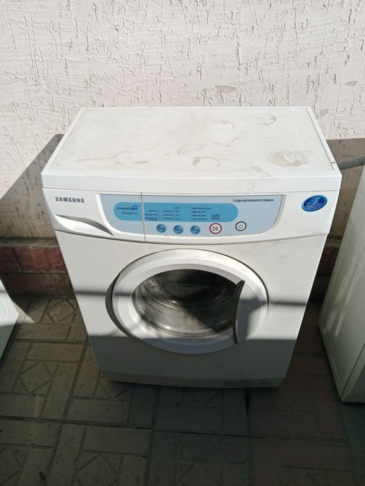 Продам стиральную машинку