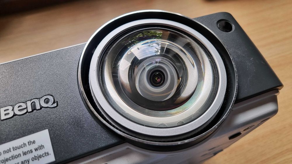 Videoproiector BenQ MX816ST -3D/HDMI/Contrast 13000:1/3000 ANSI Lumeni