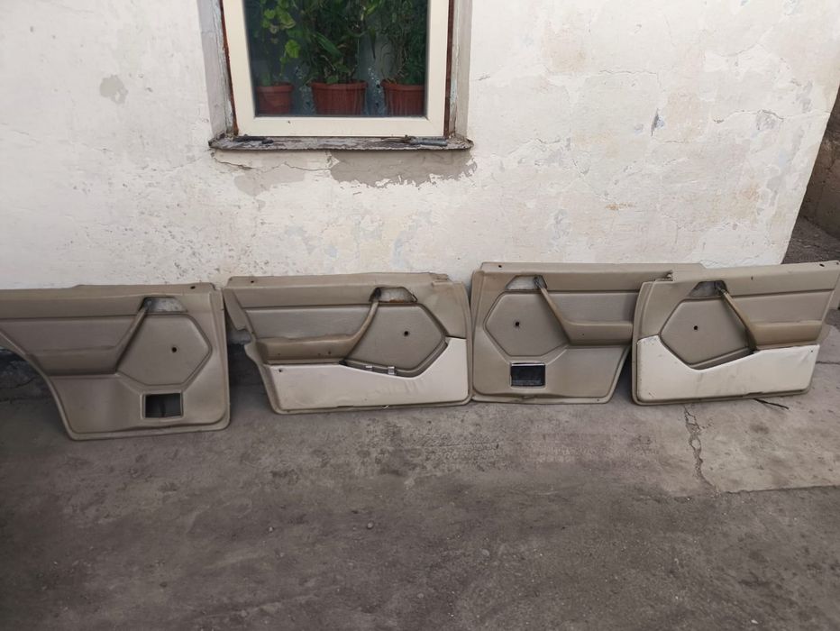 Продам салон мерс 123