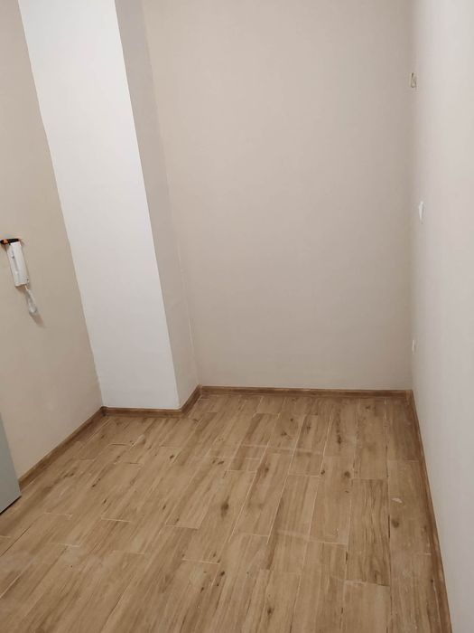 Продава се Двустаен апартамент в Карнобат - 60 кв.м за 850 €/кв.м - Снимка #8