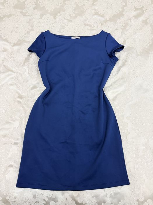 Все платья по 2000 тг