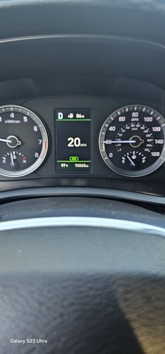 Продаётся Hyundai Sonata или обмен только квартиры