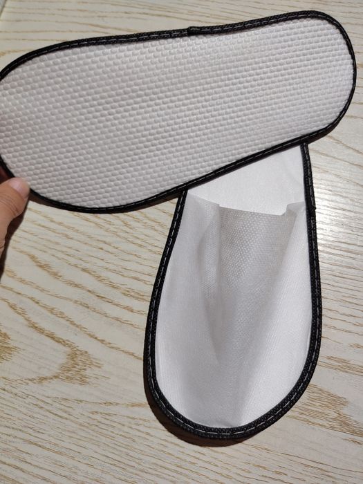 Одноразовые тапочки