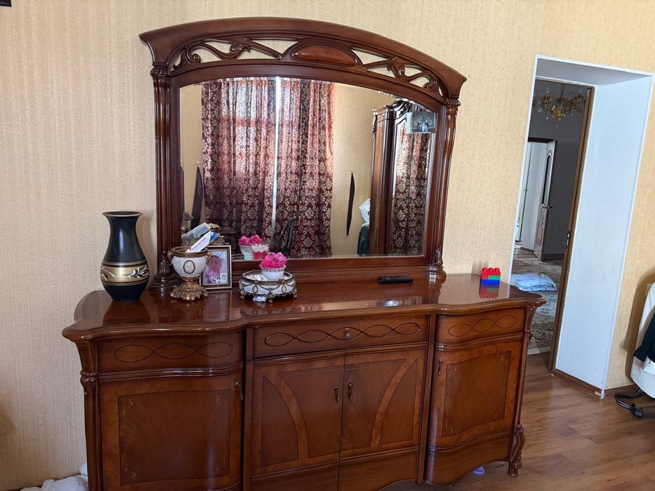 Спальный гарнитур