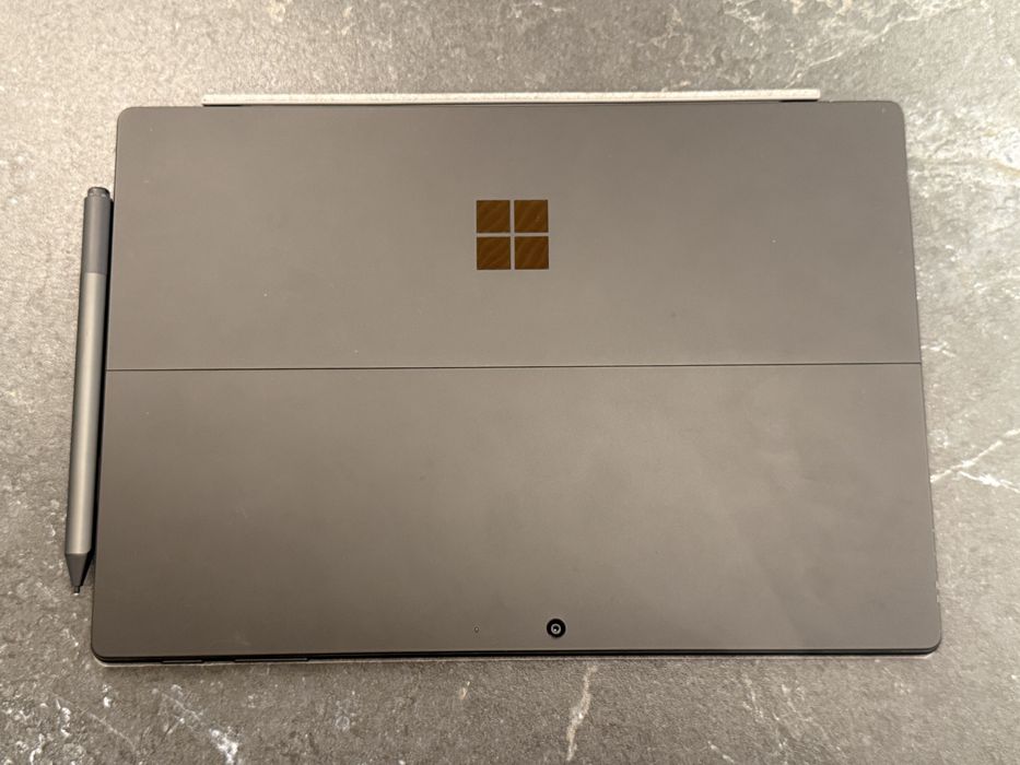 Microsoft Surface Pro 7,12.3", WQXGA+, тъчскрийн, Intel Core i5-1035G4