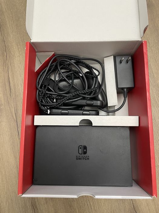 Комплект Nintendo Switch Oled