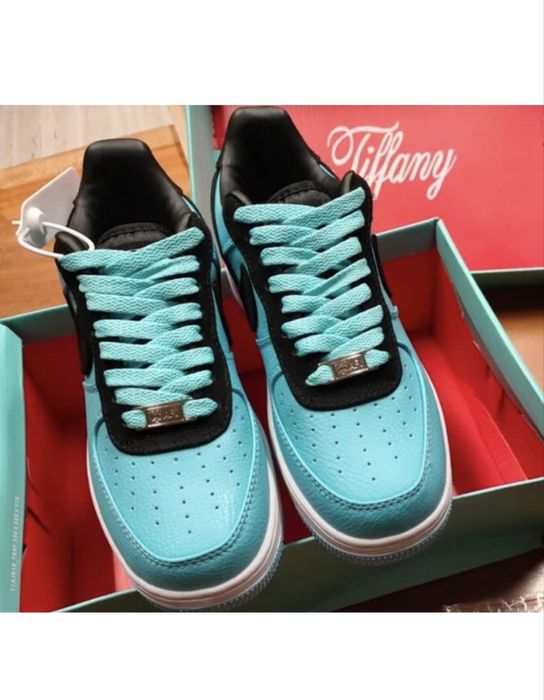 Красовки найк тифани