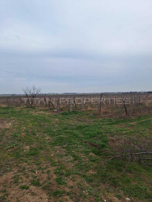 Продава се Парцел в Куклен - 33096 кв.м за 11 €/кв.м - Снимка #2