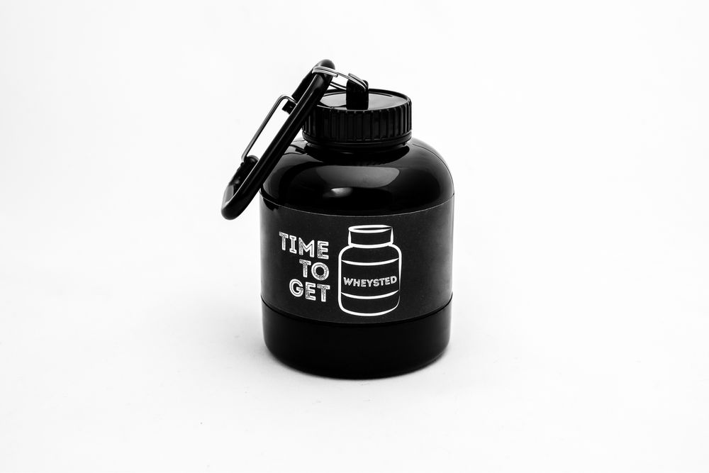 Продавам фитнес шишенца на едро