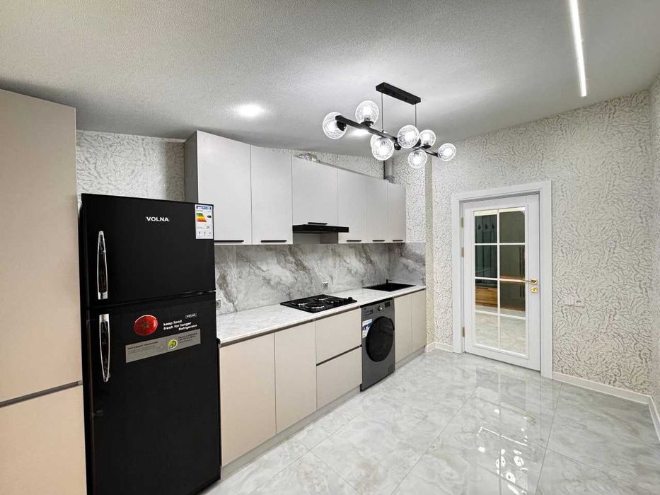 2х комнатная квартира на 6 этаже 65кв/м, в Самарканде