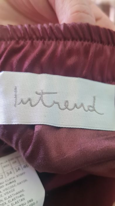 Дамска пола от Италия