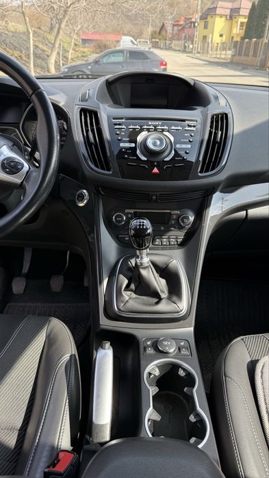 Vand Ford Kuga Ecoboost benzina