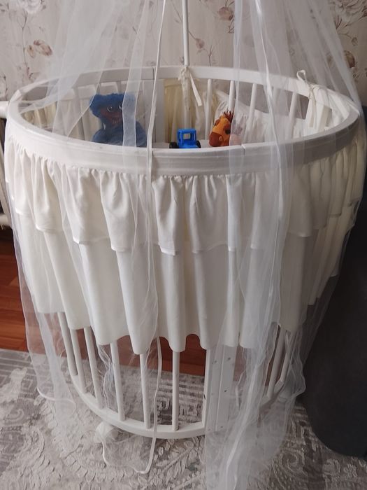 Продам детскую кроватку