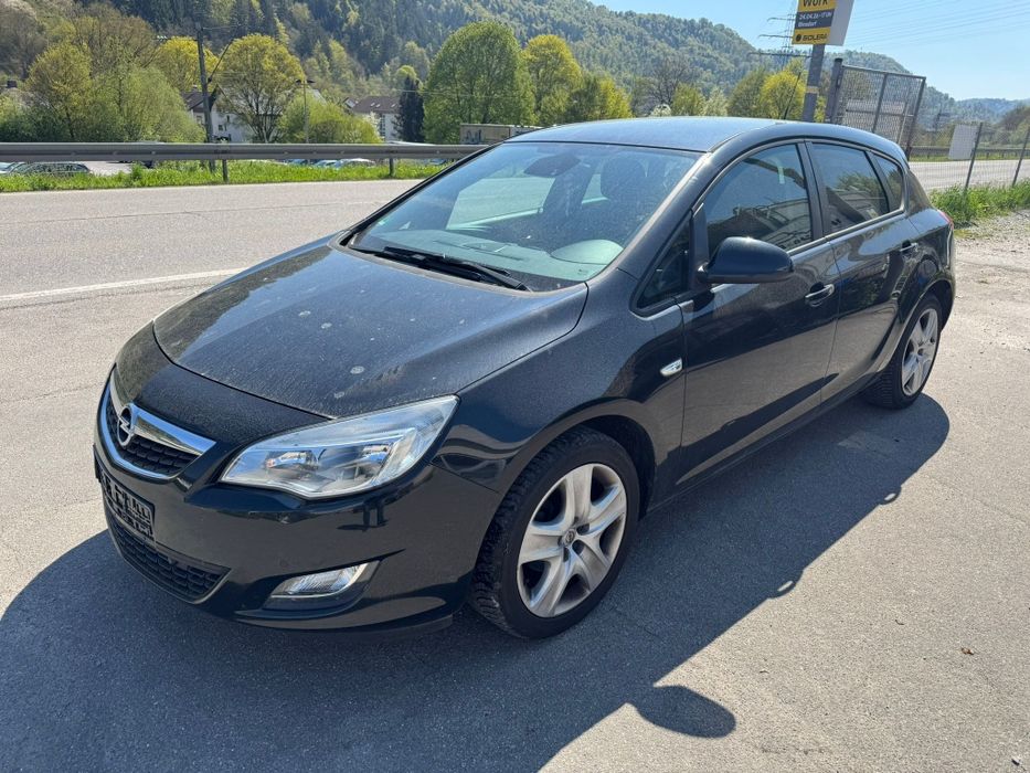 opel astra