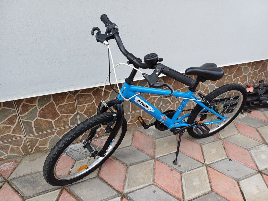 Bicicleta de copii B-TWIN cu roti de 20 inch