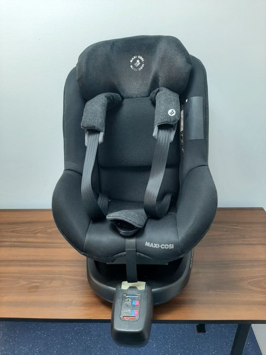 Vând două scaune maxi cosi