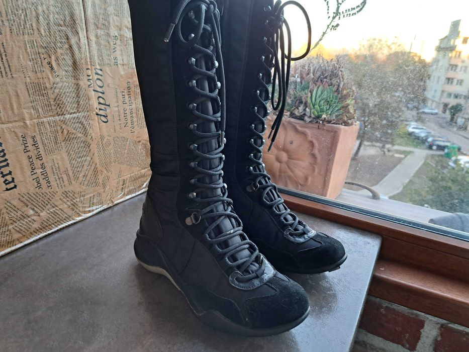 дамски ботуши,зимни обувки,спортни боти,FORNARINA,номер 38,с платформа