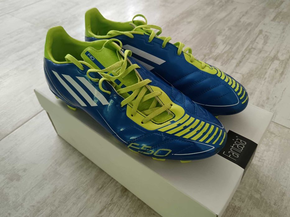 Футболни обувки / бутонки Adidas F50
