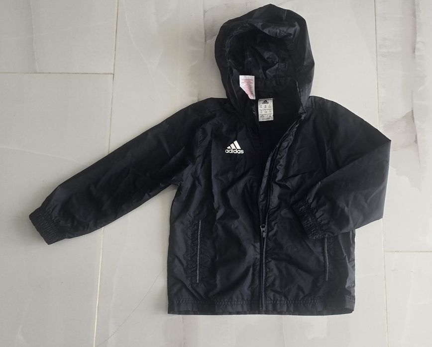 Яке Adidas 5-6г за момче